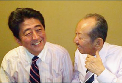安倍晋三と加計孝太郎（右）は常に酒食・ゴルフを共にする40年来の「腹心の友」